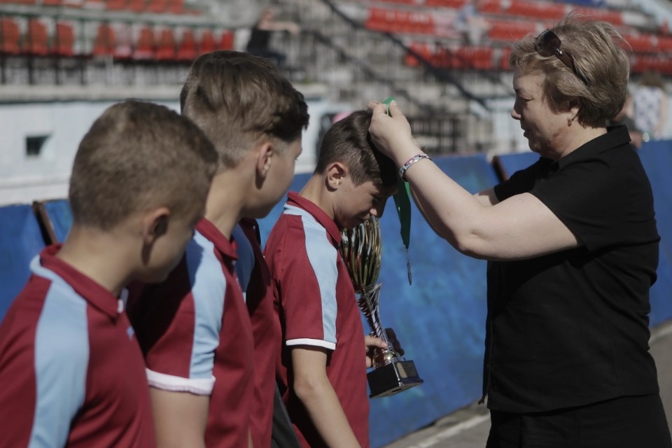 Награждение победителей Чемпионата по дворовому футболу на кубок губернатора