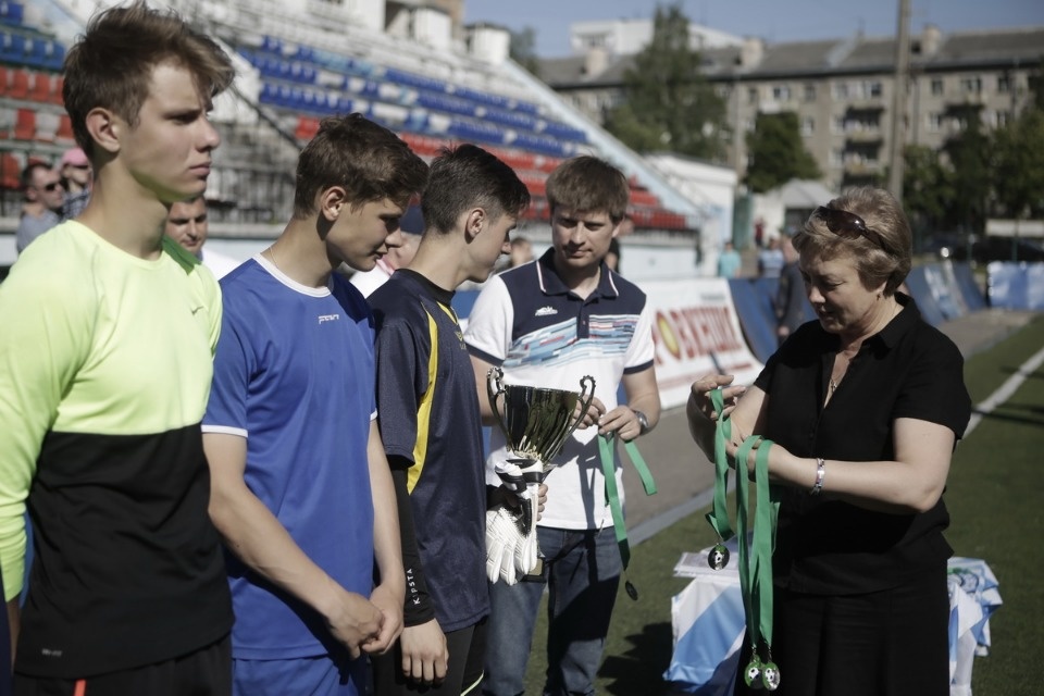 Награждение победителей Чемпионата по дворовому футболу на кубок губернатора