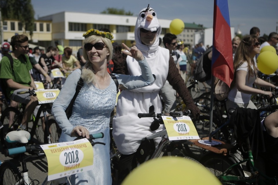 По улицам города проехал второй Псковский велопарад
