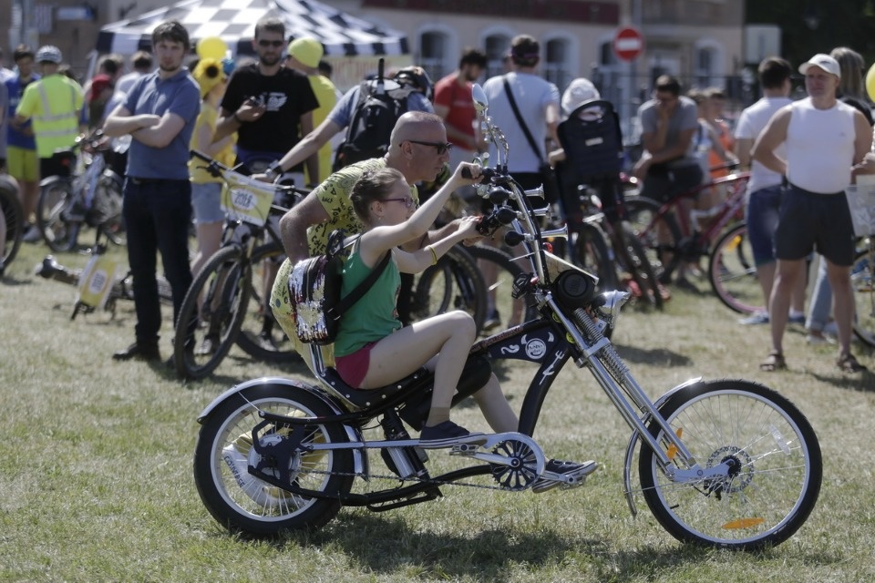 По улицам города проехал второй Псковский велопарад