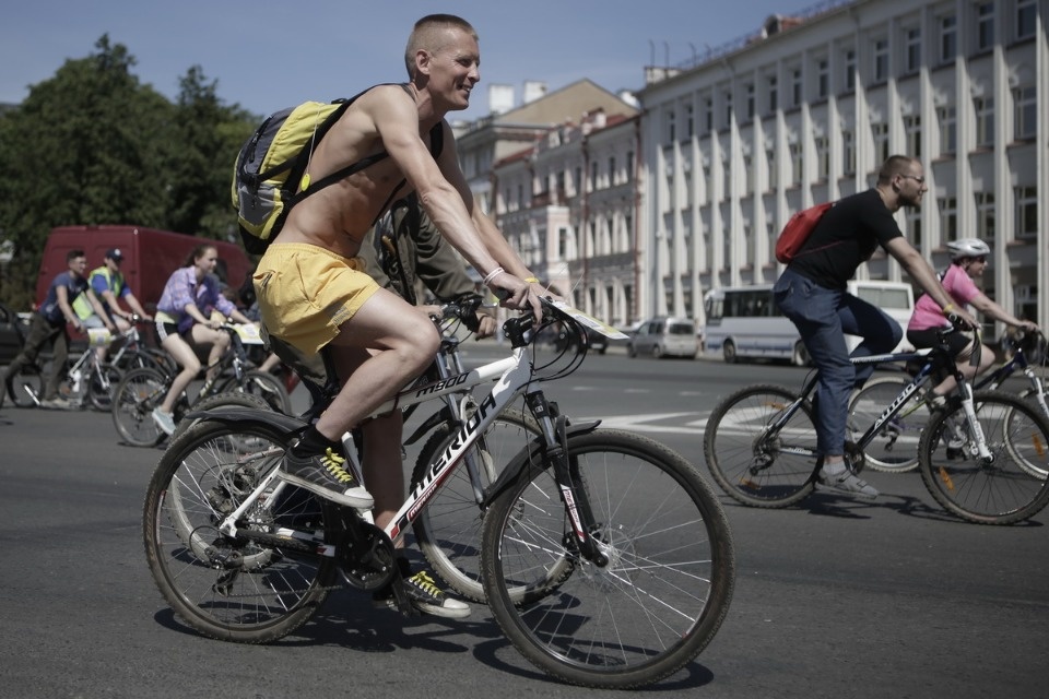 По улицам города проехал второй Псковский велопарад