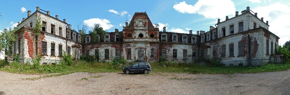 Дом Батова за рубль