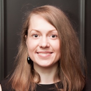 Вишенка на торте