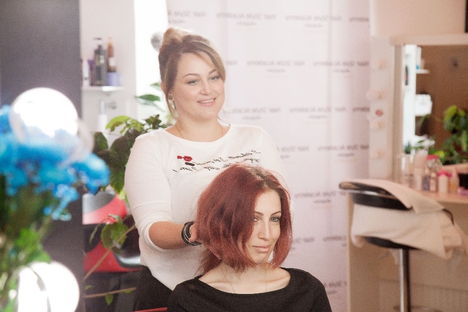 Вишенка на торте