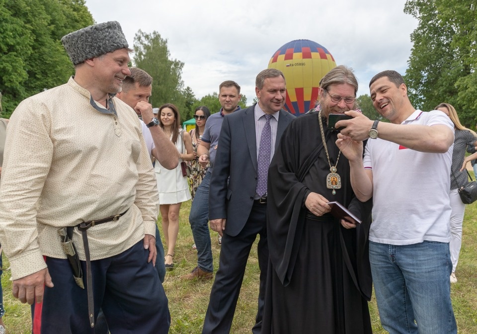 Всероссийский Пушкинский праздник поэзии Всероссийский Пушкинский праздник поэзии