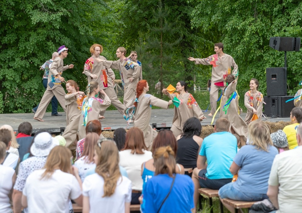 Всероссийский Пушкинский праздник поэзии Всероссийский Пушкинский праздник поэзии