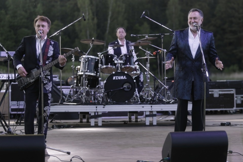 Всероссийский Пушкинский праздник поэзии Всероссийский Пушкинский праздник поэзии