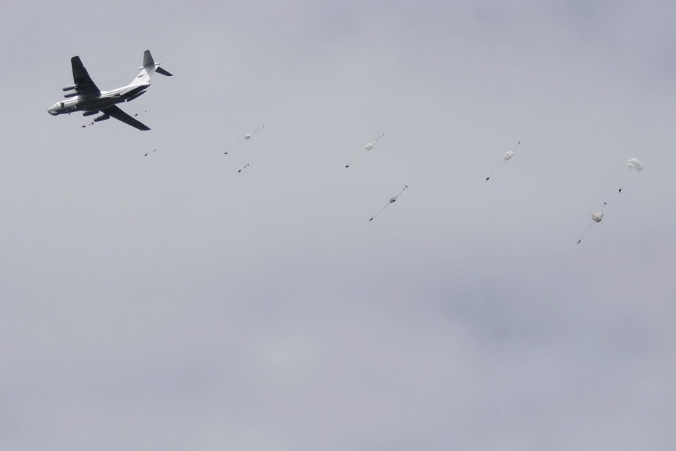 Тактические учения 76-й десантно-штурмовой дивизии. Тактические учения 76-й десантно-штурмовой дивизии.