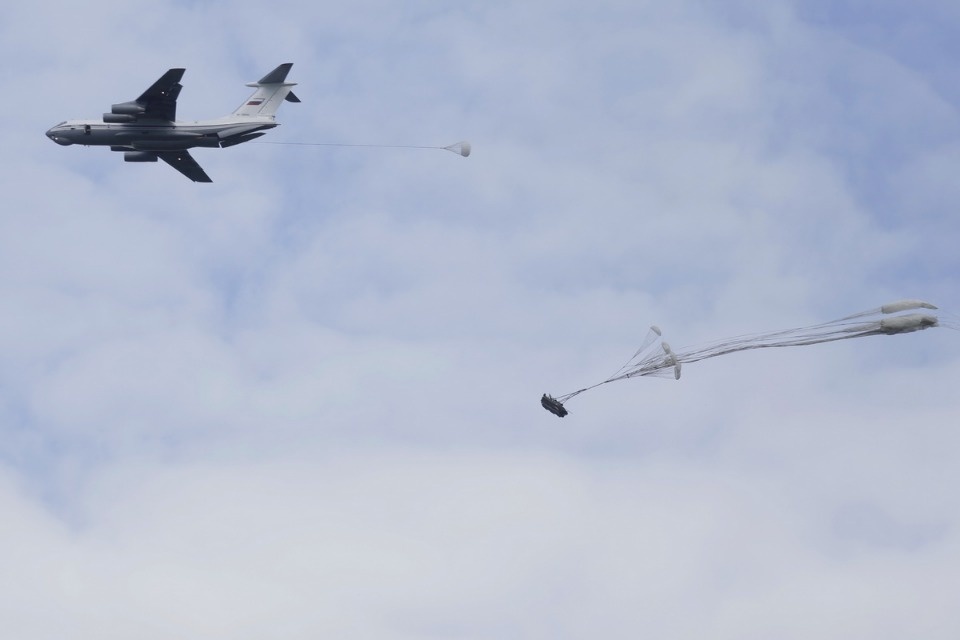 Тактические учения 76-й десантно-штурмовой дивизии. Тактические учения 76-й десантно-штурмовой дивизии.