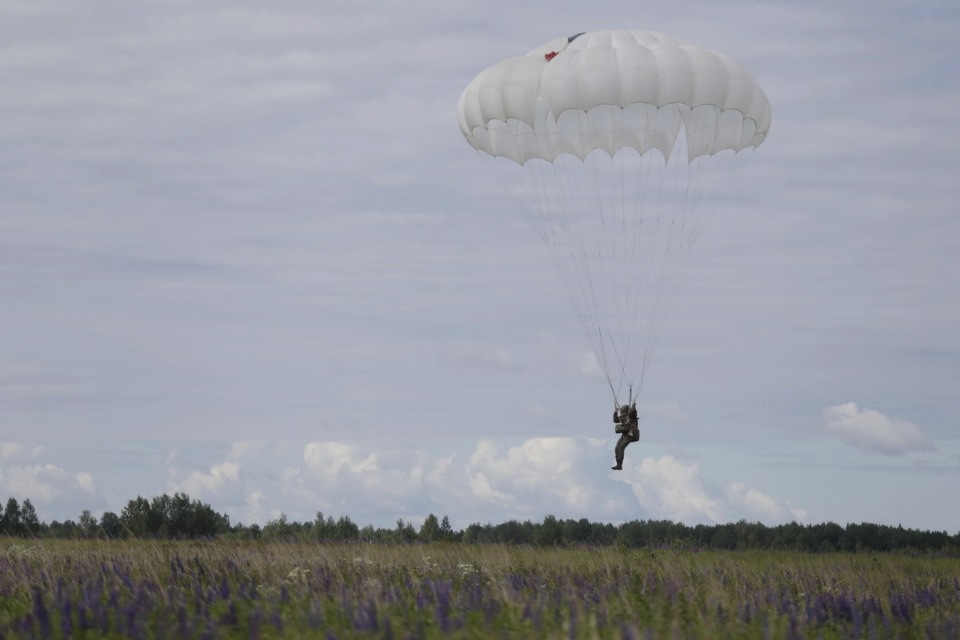 Тактические учения 76-й десантно-штурмовой дивизии. Тактические учения 76-й десантно-штурмовой дивизии.