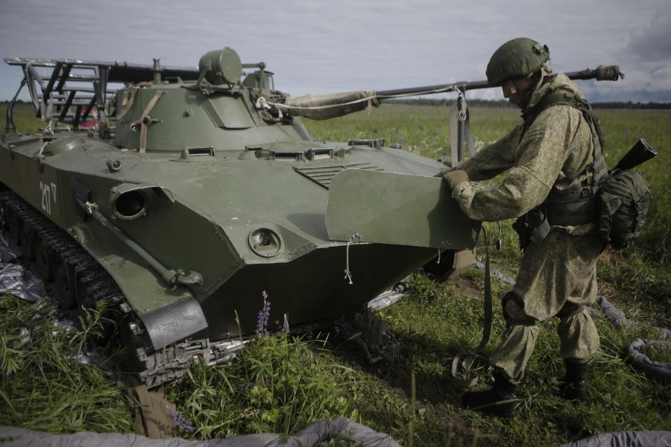 Тактические учения 76-й десантно-штурмовой дивизии. Тактические учения 76-й десантно-штурмовой дивизии.