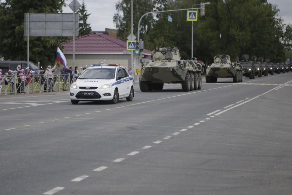 На учениях в Печорском районе десантники уничтожили условных боевиков На учениях в Печорском районе десантники уничтожили условных боевиков