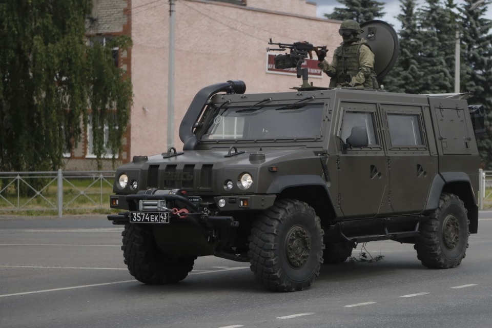 На учениях в Печорском районе десантники уничтожили условных боевиков На учениях в Печорском районе десантники уничтожили условных боевиков