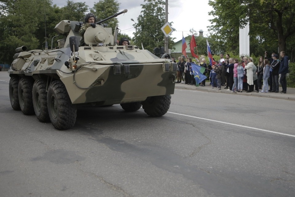 На учениях в Печорском районе десантники уничтожили условных боевиков На учениях в Печорском районе десантники уничтожили условных боевиков