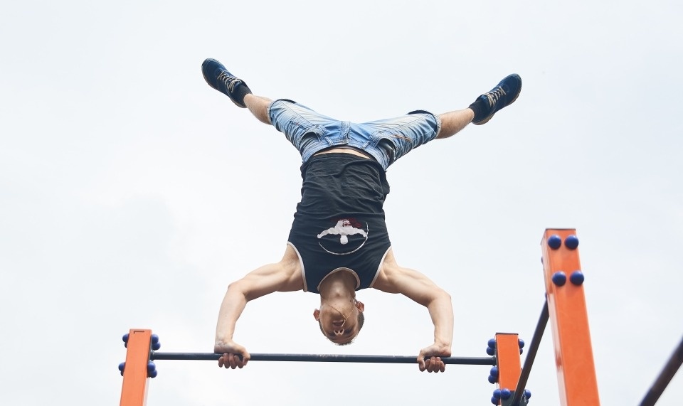 Воркаутеры устроили батл за Кубок губернатора Псковской области