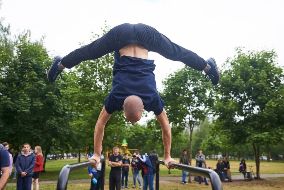 Воркаутеры устроили батл за Кубок губернатора Псковской области