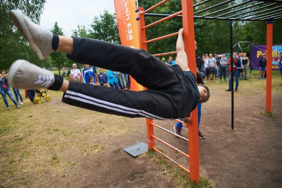 Воркаутеры устроили батл за Кубок губернатора Псковской области