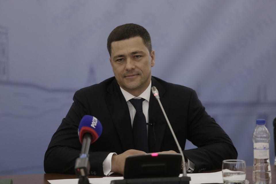 Областных депутатов попросят поддержать борьбу с борщевиком