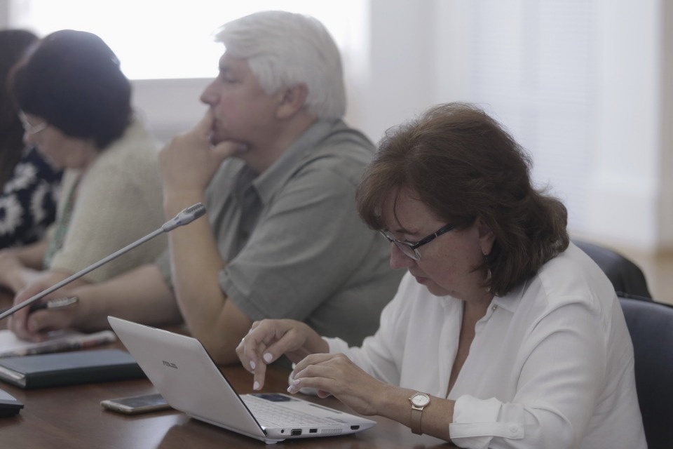 Пресс-конференции врио губернатора Псковской области Михаила Ведерникова