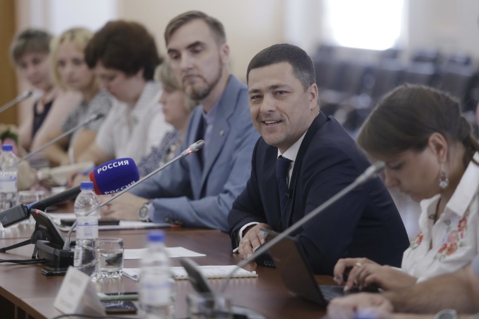 Пресс-конференции врио губернатора Псковской области Михаила Ведерникова