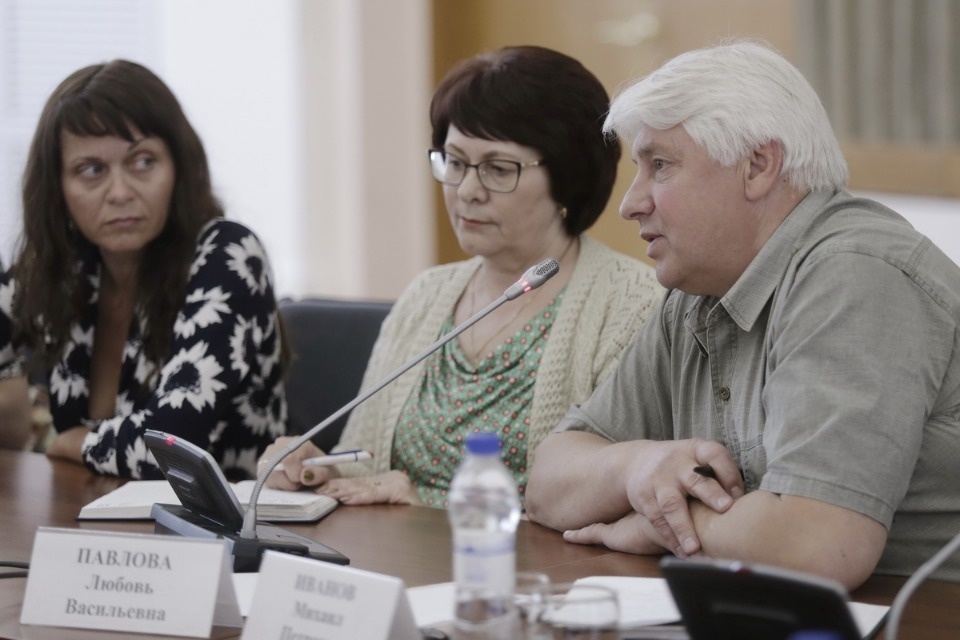 Пресс-конференции врио губернатора Псковской области Михаила Ведерникова