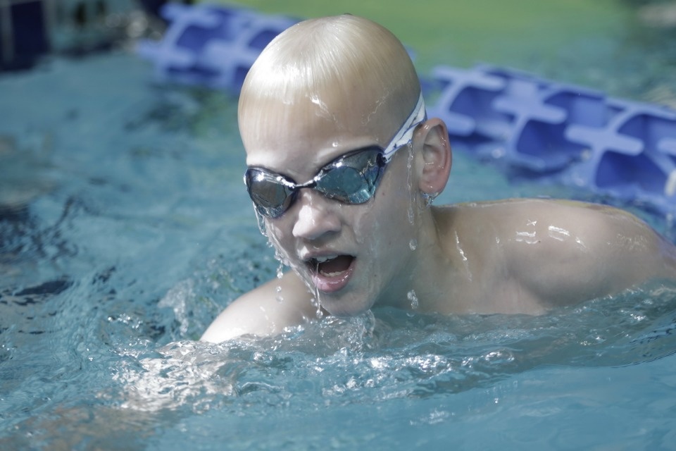 Соревнования по плаванию в бассейне «Барс» Соревнования по плаванию в бассейне «Барс»