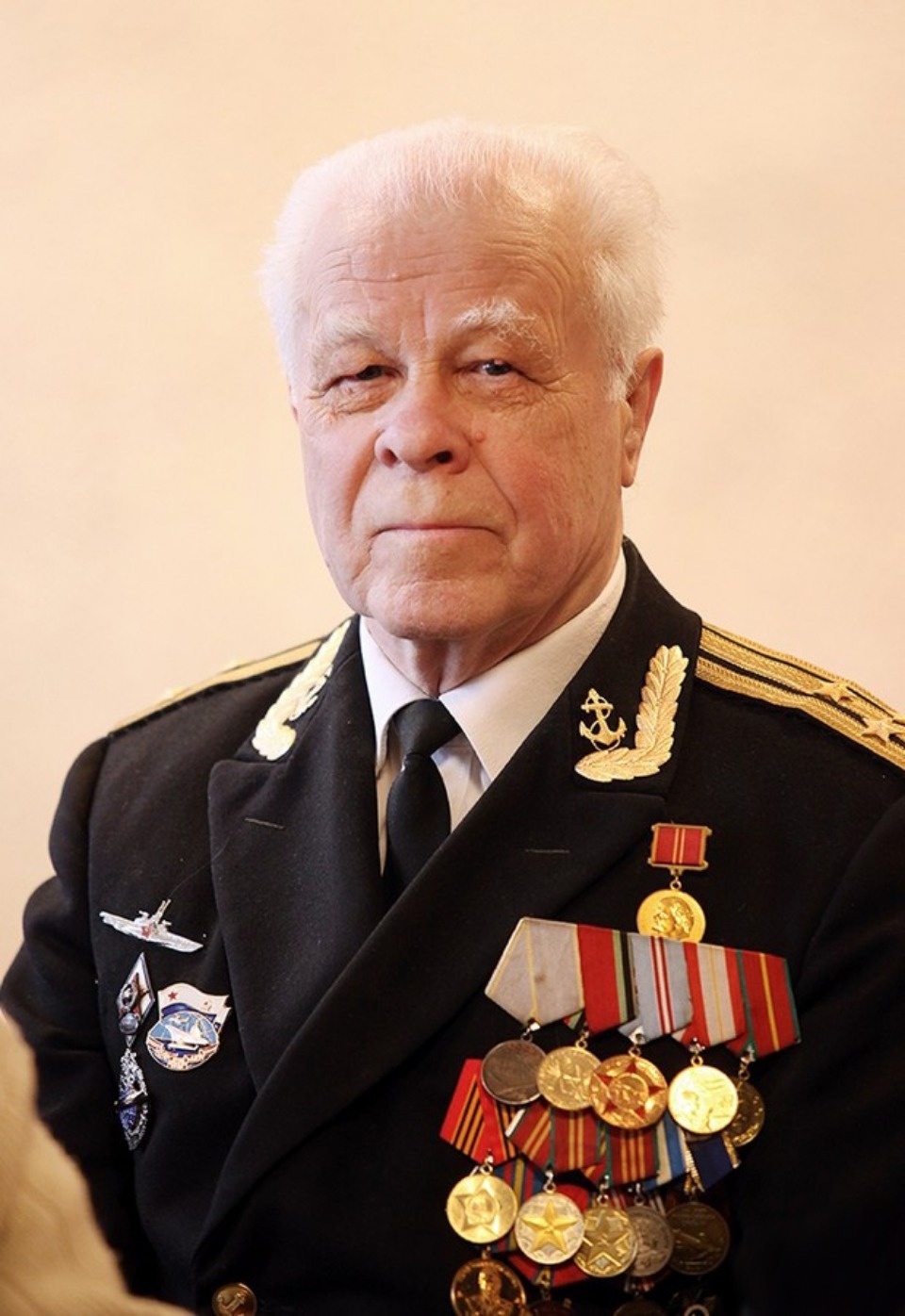 В Пскове простились с ветераном военно-морского флота Виктором Михайловым