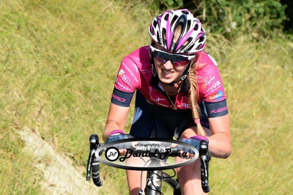 Великолукская велосипедистка Маргарита Сырадоева стала чемпионкой России по велоспорту на шоссе