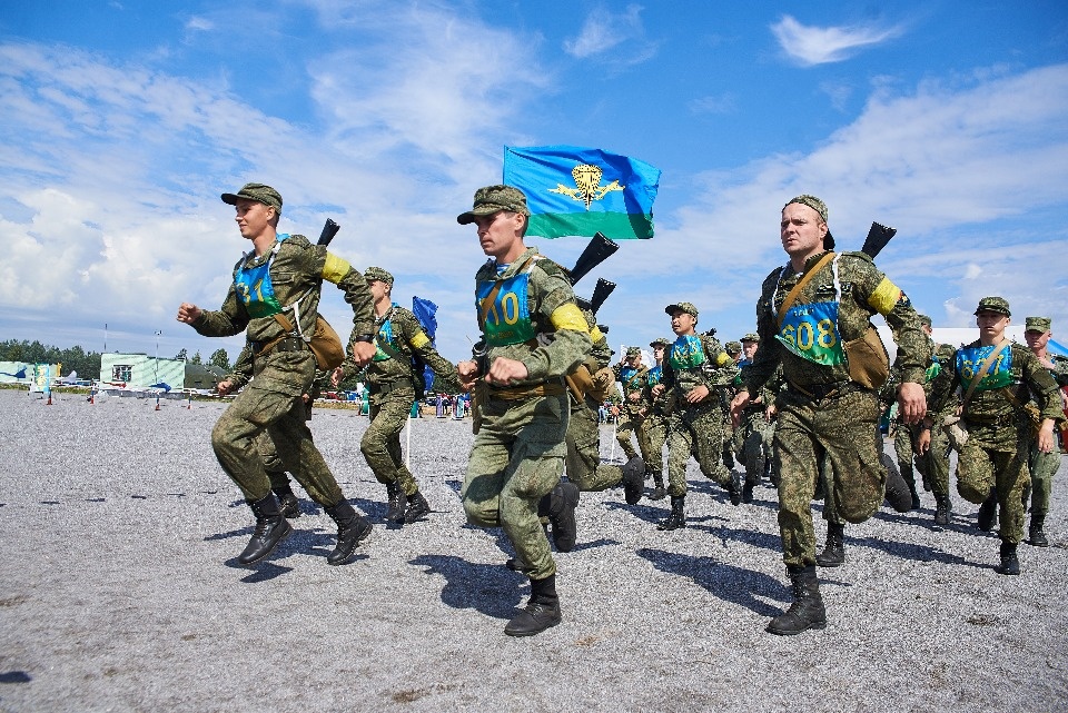 Фестиваль экстремального бега «Гвардейская битва» Фестиваль экстремального бега «Гвардейская битва»