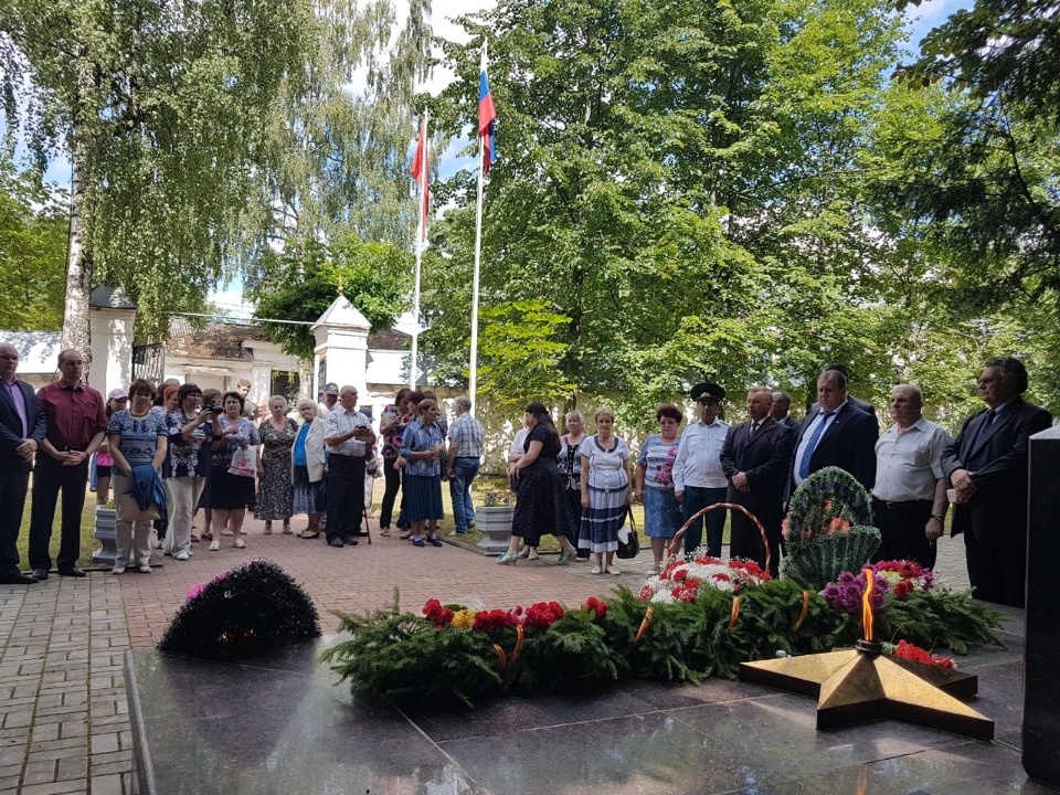 Митинг, посвященный 74-й годовщине освобождения Пушгор от немецко-фашистских захватчиков Митинг, посвященный 74-й годовщине освобождения Пушгор от немецко-фашистских захватчиков