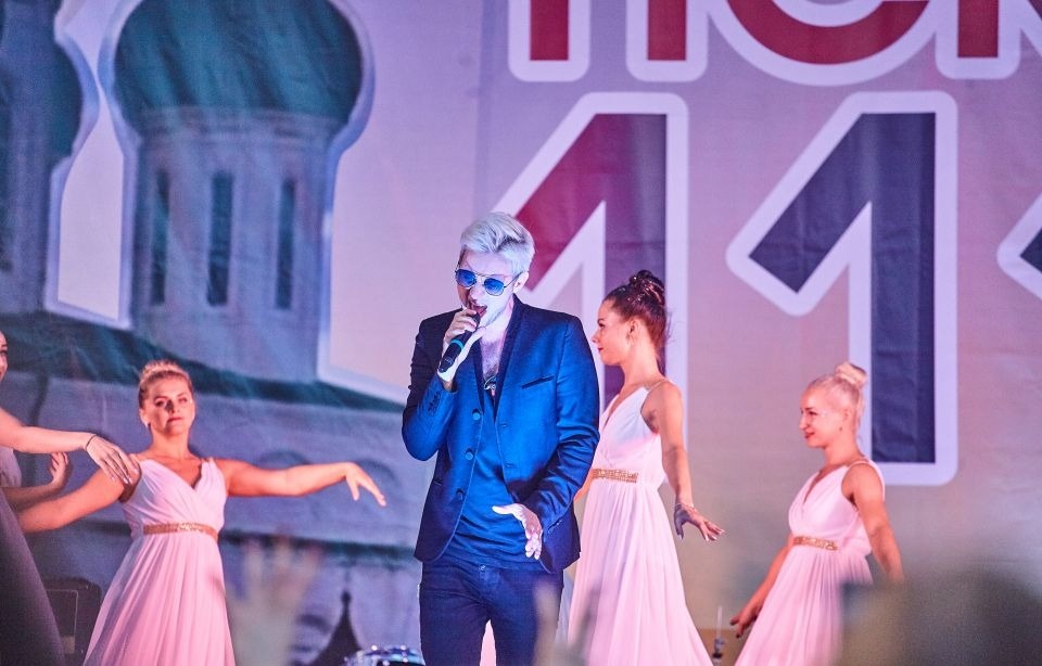 Жители Пскова с размахом отметили День города