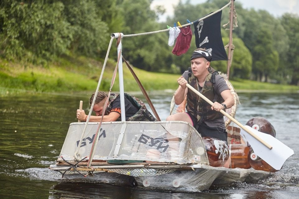 Жители Пскова с размахом отметили День города