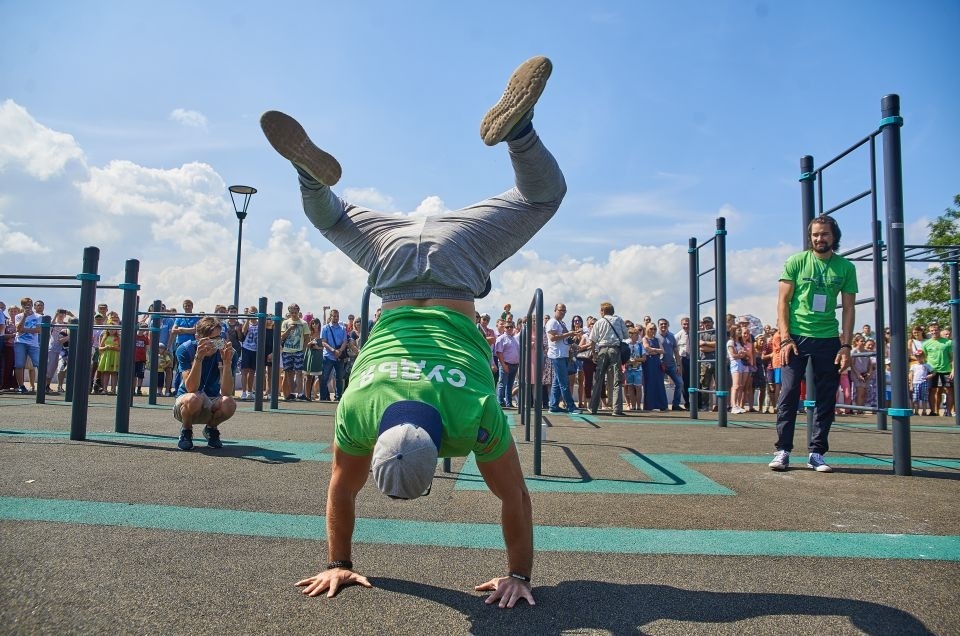 Жители Пскова с размахом отметили День города