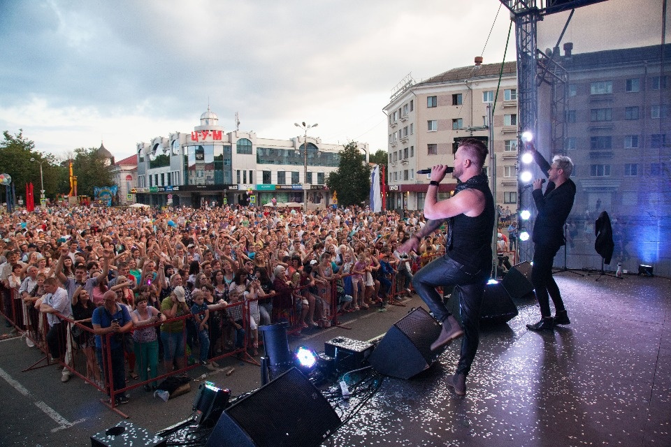 Красиво и ярко!