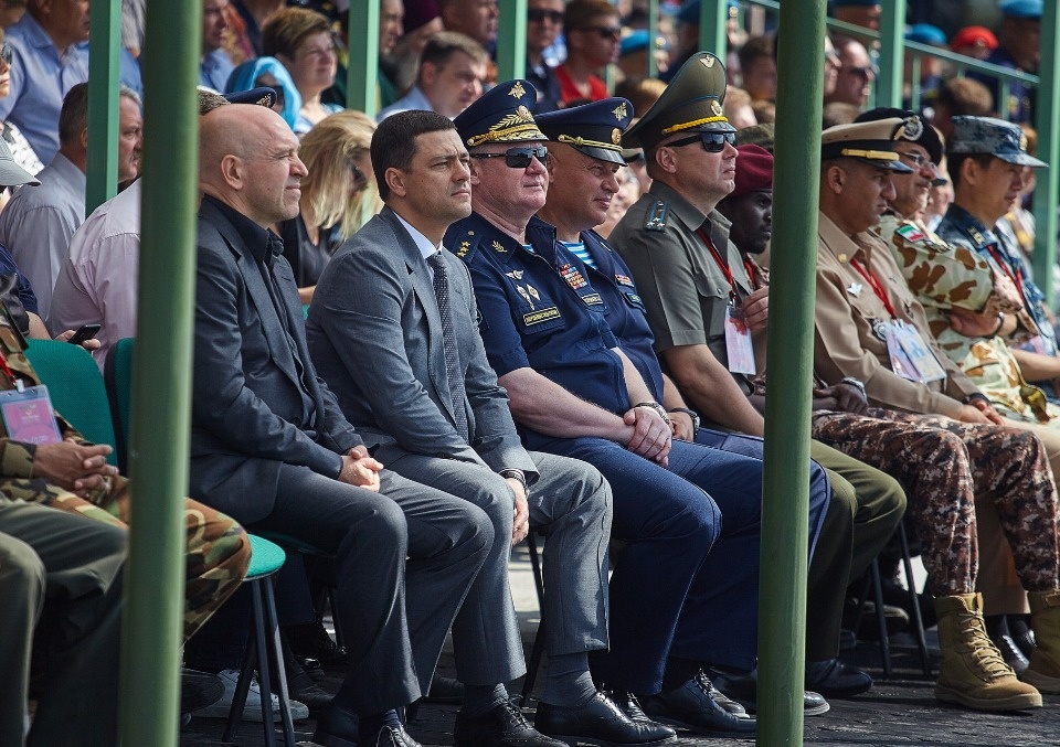 Под Псковом дали старт международному конкурсу «Десантный взвод»