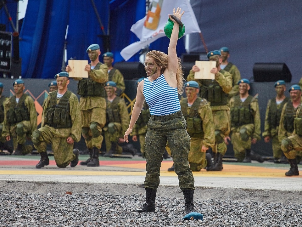 Под Псковом дали старт международному конкурсу «Десантный взвод»