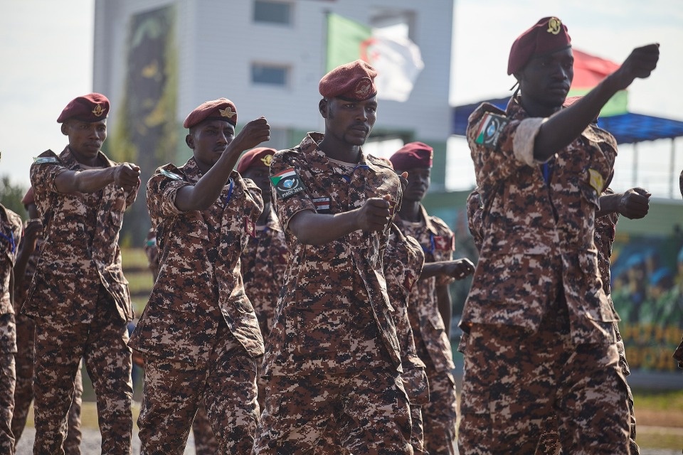 Армейские игры