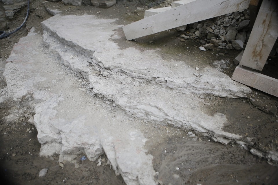 Новейшие технологии используют при реставрации башен и стен Псковского кремля Новейшие технологии используют при реставрации башен и стен Псковского кремля