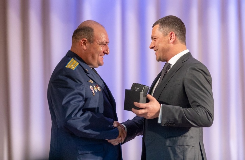 Концерт по случаю Дня Воздушно-десантных войск в Пскове Концерт по случаю Дня Воздушно-десантных войск в Пскове