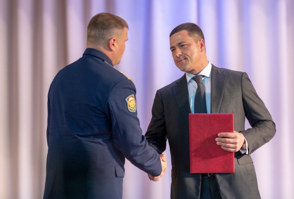 Концерт по случаю Дня Воздушно-десантных войск в Пскове Концерт по случаю Дня Воздушно-десантных войск в Пскове