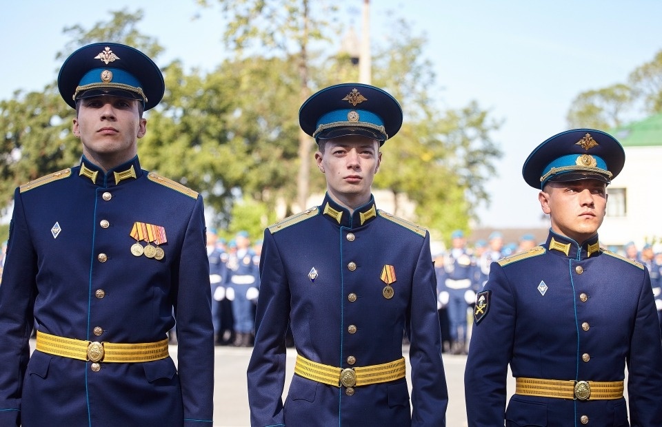 Псковские десантники отметили день ВДВ Псковские десантники отметили день ВДВ