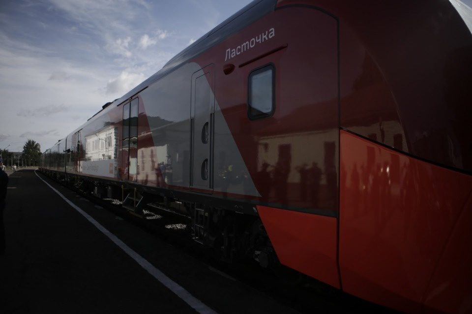 Электропоезд «Ласточка» прибыл из Санкт-Петербурга в Псков