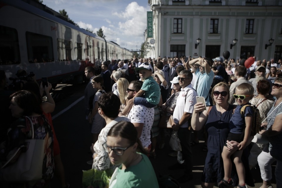 Электропоезд «Ласточка» прибыл из Санкт-Петербурга в Псков