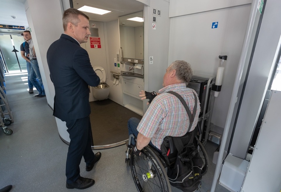 Электропоезд «Ласточка» прибыл из Санкт-Петербурга в Псков