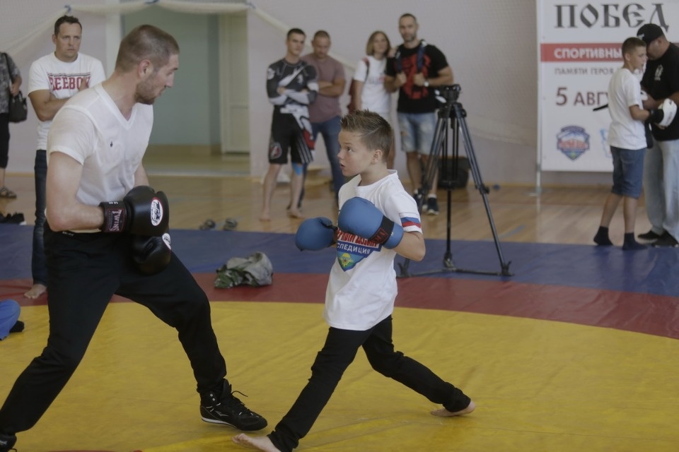 Открытие фестиваля единоборств «Земля великих побед» Открытие фестиваля единоборств «Земля великих побед»