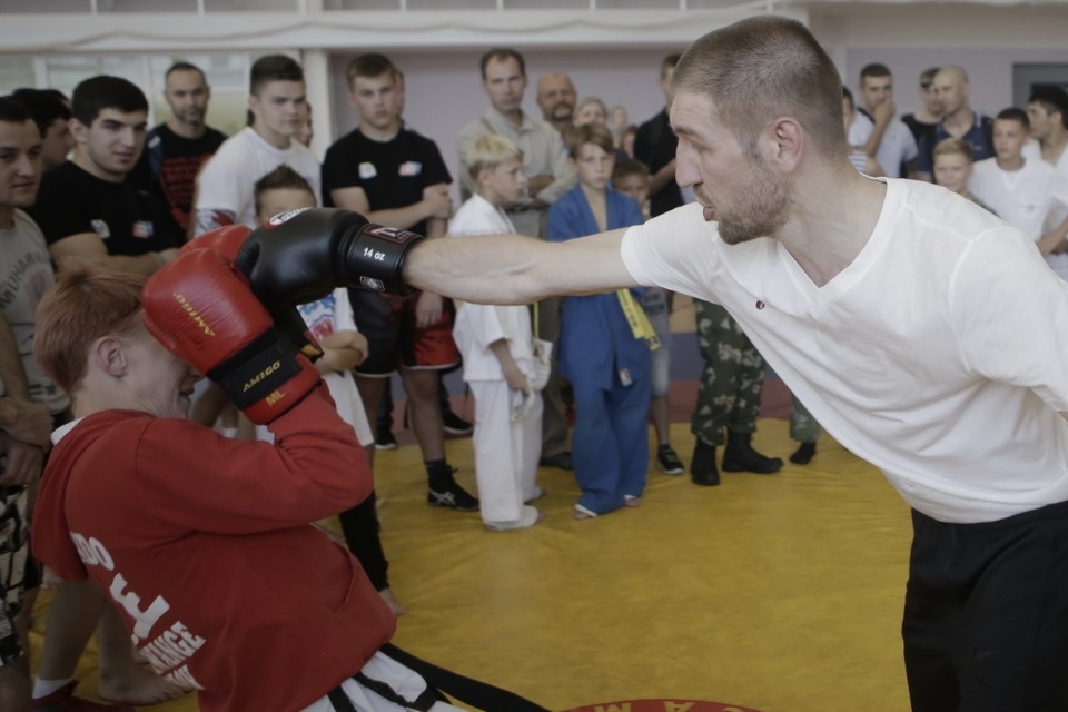 Открытие фестиваля единоборств «Земля великих побед» Открытие фестиваля единоборств «Земля великих побед»