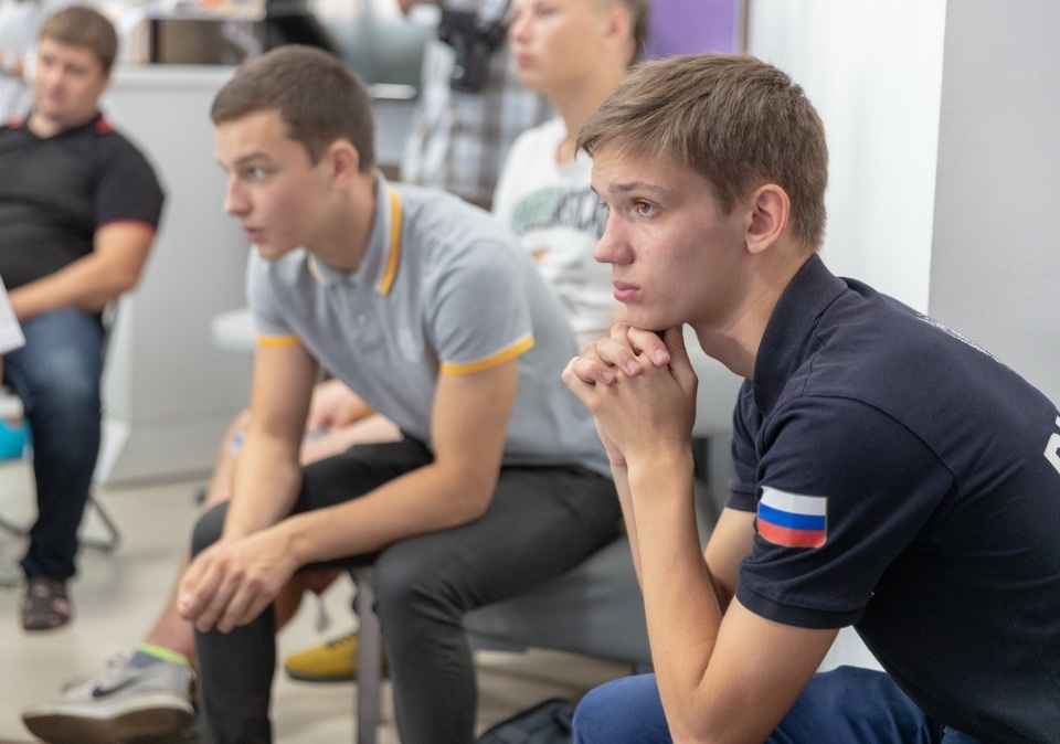 Встреча с Александром Карелиным в приемной Михаила Ведерникова