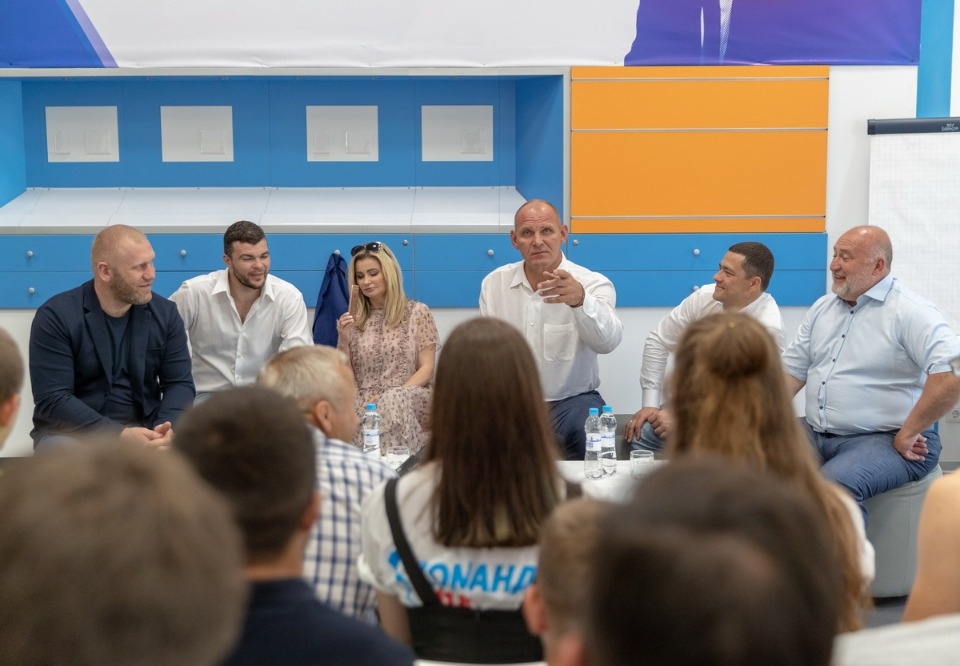 Встреча с Александром Карелиным в приемной Михаила Ведерникова