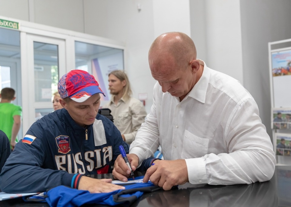 Встреча с Александром Карелиным в приемной Михаила Ведерникова