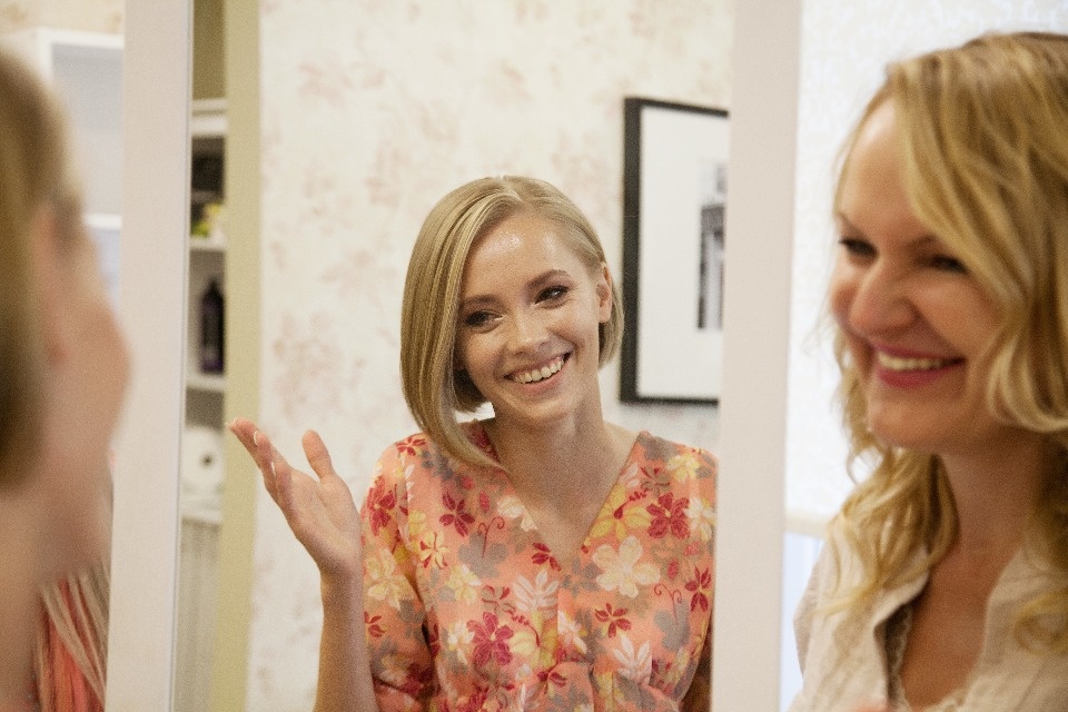 Деловая и яркая